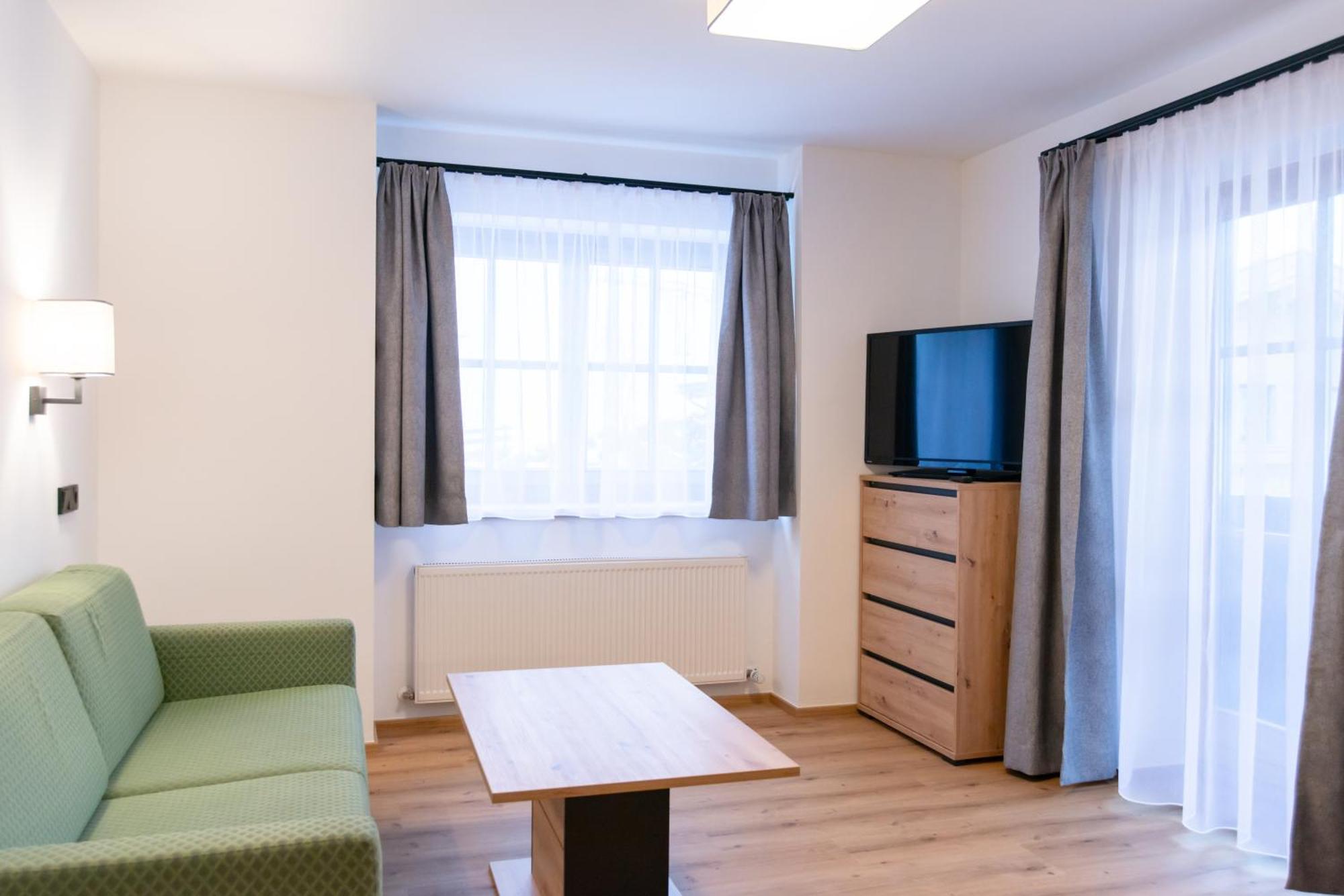Pension Appartements Alpenblick มาริอาอาล์ม อัม ชไตเนอร์เนินเมียร์ ภายนอก รูปภาพ