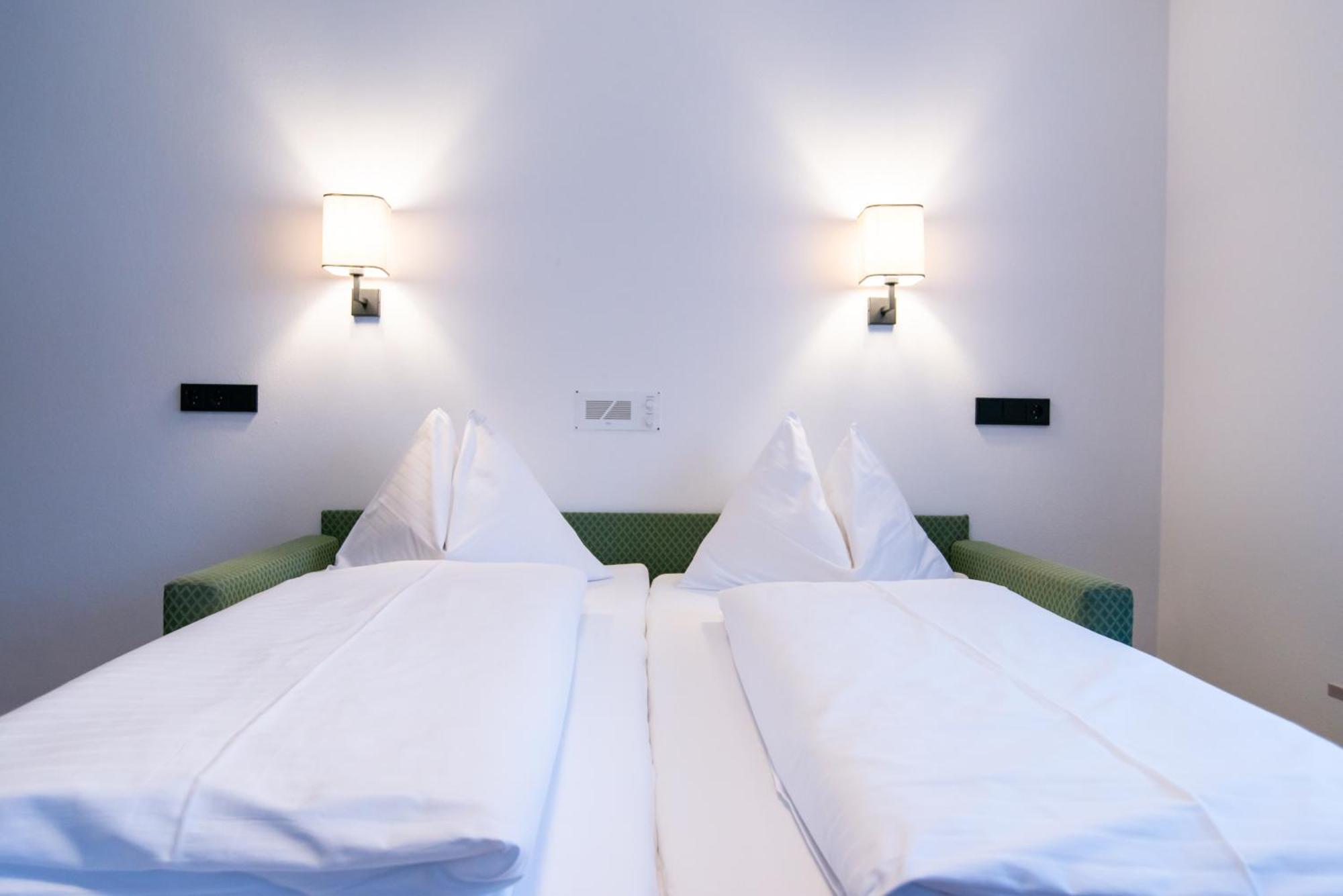 Pension Appartements Alpenblick มาริอาอาล์ม อัม ชไตเนอร์เนินเมียร์ ภายนอก รูปภาพ