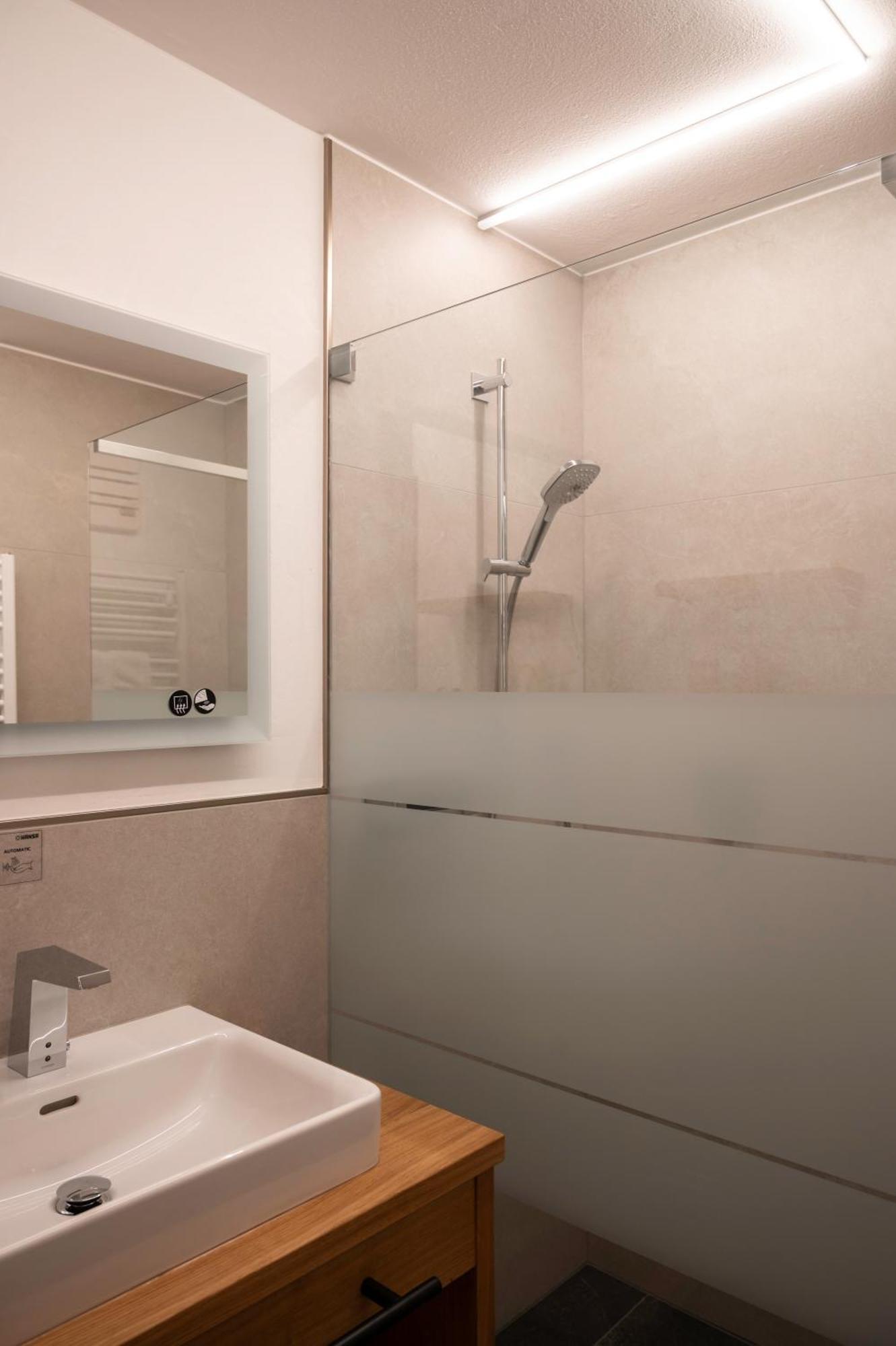 Pension Appartements Alpenblick มาริอาอาล์ม อัม ชไตเนอร์เนินเมียร์ ภายนอก รูปภาพ