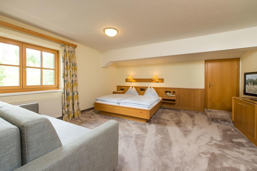 Pension Appartements Alpenblick มาริอาอาล์ม อัม ชไตเนอร์เนินเมียร์ ภายนอก รูปภาพ